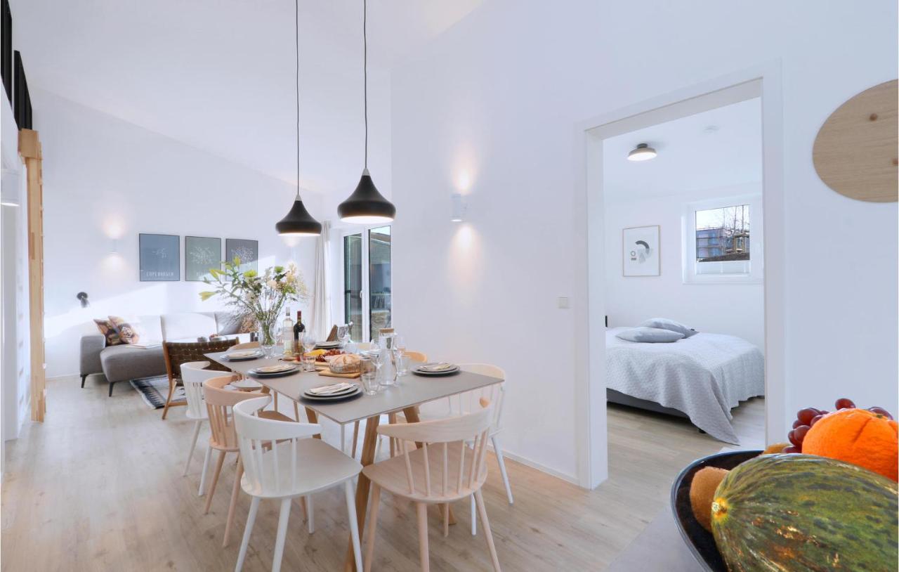 Lovely Home In Lembruch-Duemmer See With Sauna Eksteriør bilde